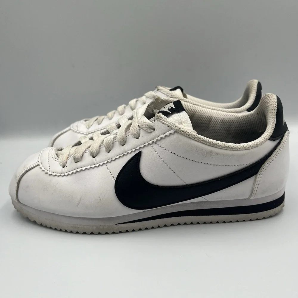 2018 Nike Cortez Retro Classic White Black Shoes Women's Sz 8.5 (807471-101)